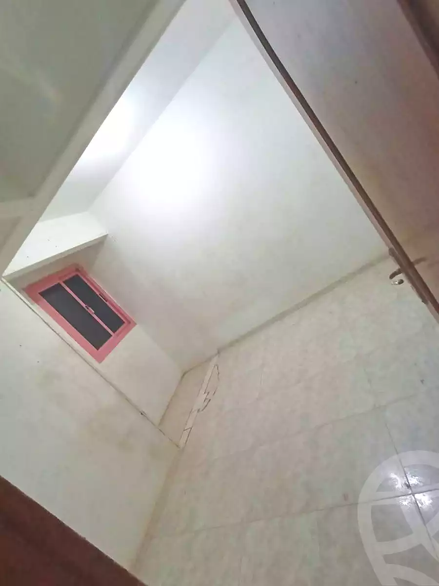 https://aqarmap.com.eg/ar/listing/6877590-for-sale-cairo-helwan-helwan-el-sharkeya-thabit-basha-st