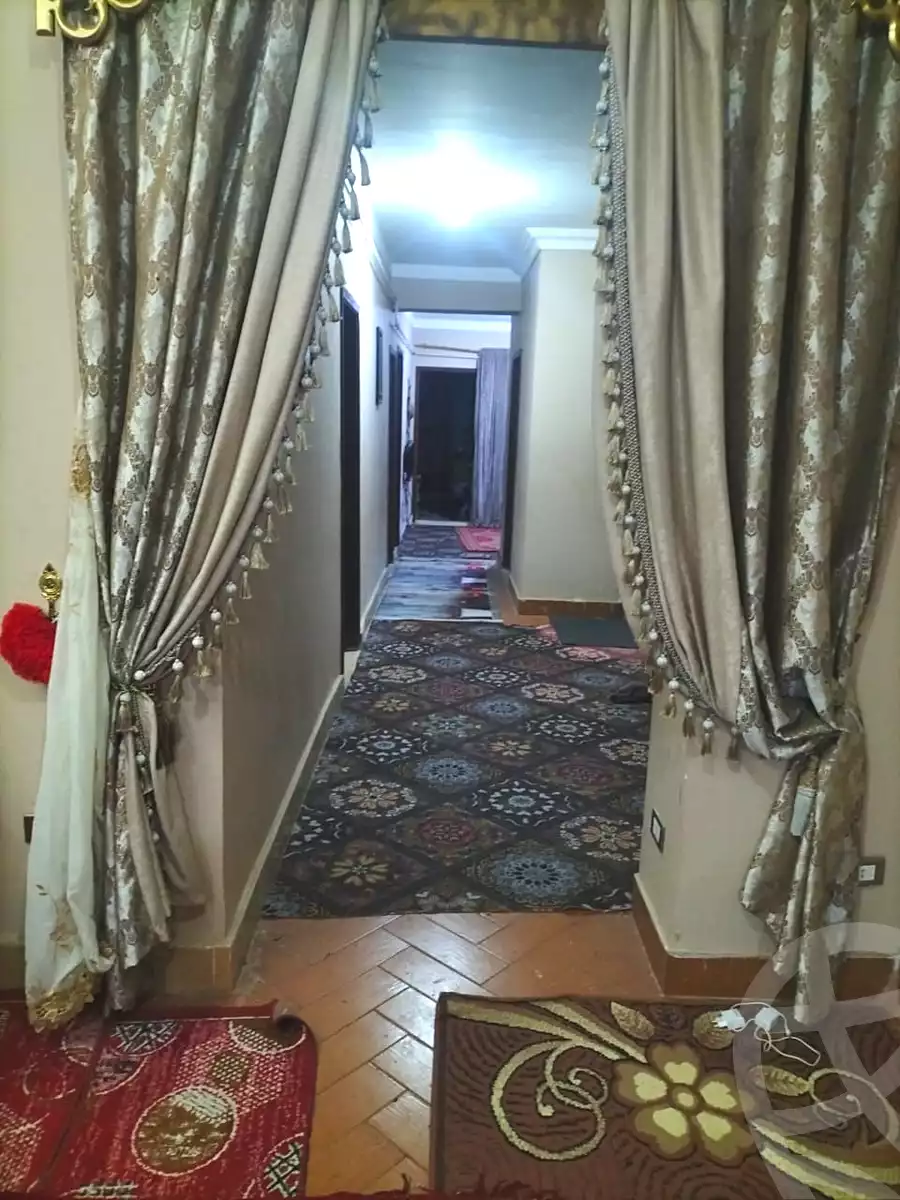 https://aqarmap.com.eg/ar/listing/6877928-for-sale-cairo-el-sheikh-zayed-city-el-hay-el-hady-ashaer-area-1-street-10