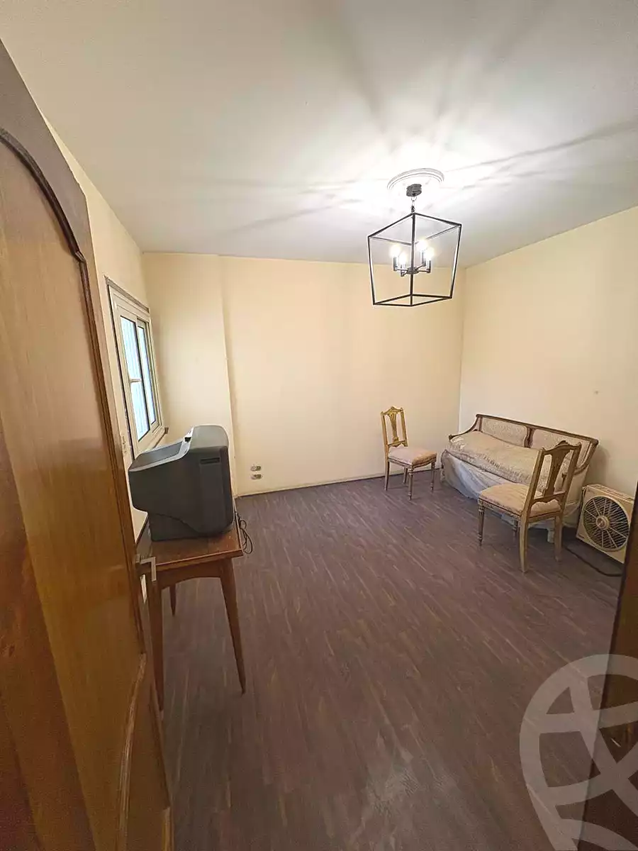https://aqarmap.com.eg/en/listing/6877932-for-sale-cairo-el-sheikh-zayed-city-compounds-el-khamayel
