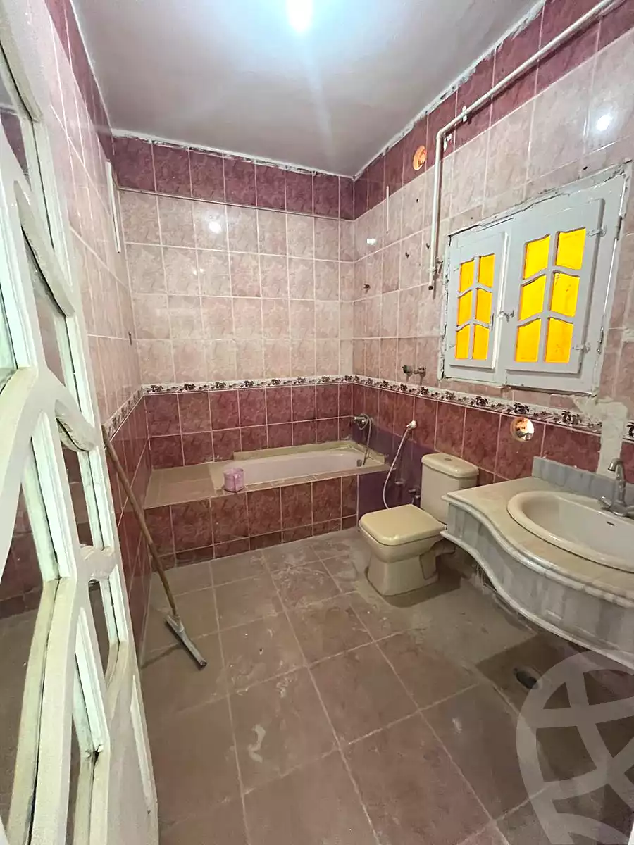 https://aqarmap.com.eg/ar/listing/6877937-for-sale-cairo-el-sheikh-zayed-city-el-hay-el-hady-ashaer-area-1-street-10