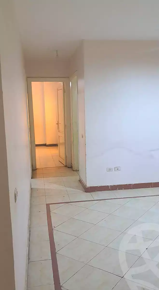 https://aqarmap.com.eg/en/listing/6875299-for-sale-cairo-helwan-mohamed-sayed-ahmed-st