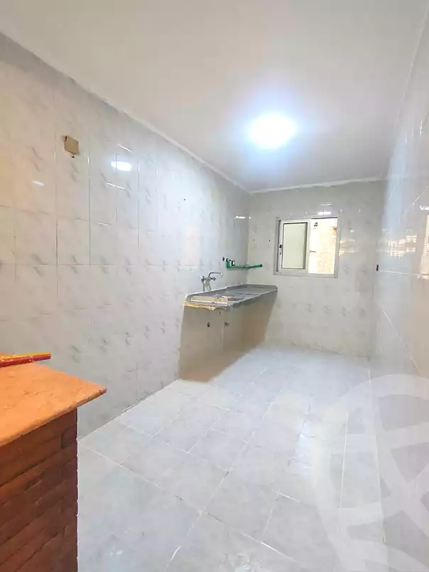 https://aqarmap.com.eg/ar/listing/6879201-for-sale-alexandria-al-agamy-shataa-el-nakheel-no-6-st