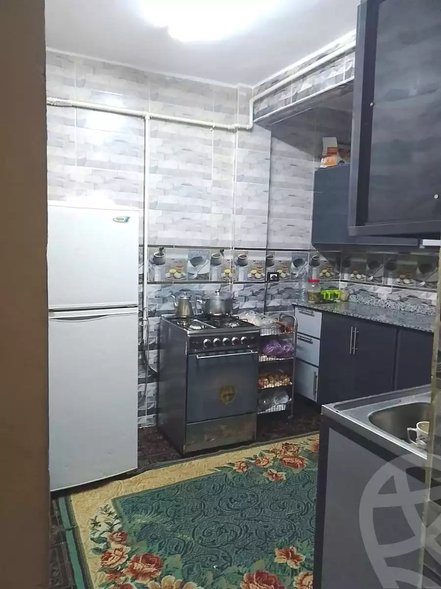 https://aqarmap.com.eg/en/listing/6876733-for-sale-cairo-helwan-el-shareaa-el-sharby-st