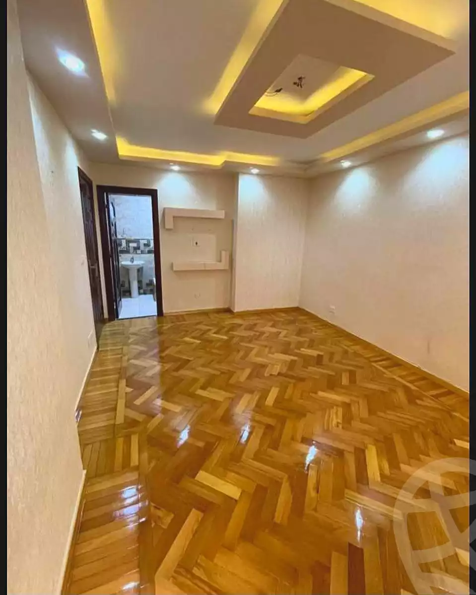 https://aqarmap.com.eg/ar/listing/6879292-for-sale-alexandria-sydy-bshr-sydy-bshr-bhry-shr-mhmwd-l-yswy
