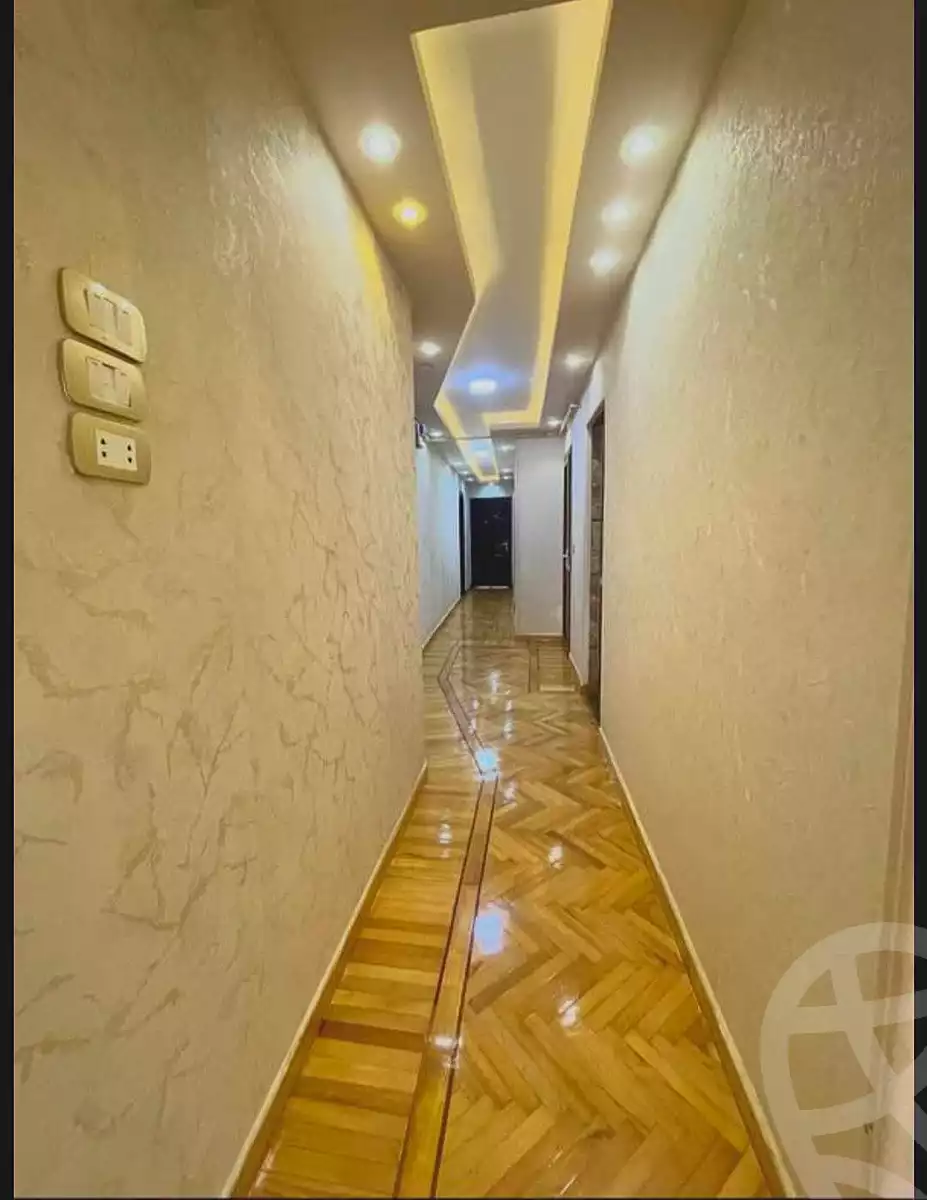 https://aqarmap.com.eg/ar/listing/6879292-for-sale-alexandria-sydy-bshr-sydy-bshr-bhry-shr-mhmwd-l-yswy