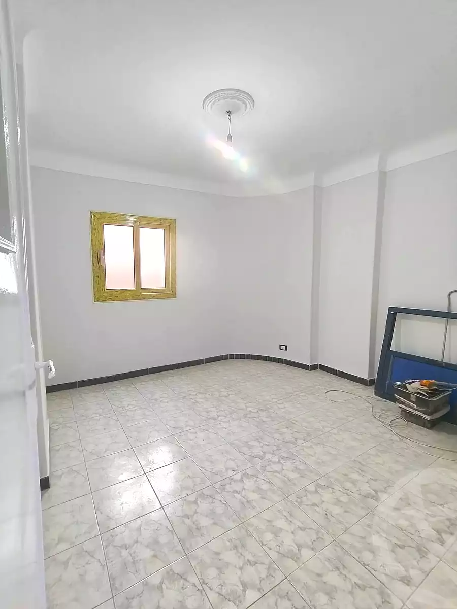 https://aqarmap.com.eg/ar/listing/6879395-for-sale-alexandria-sydy-bshr-sydy-bshr-bhry-shr-mhmd-njyb
