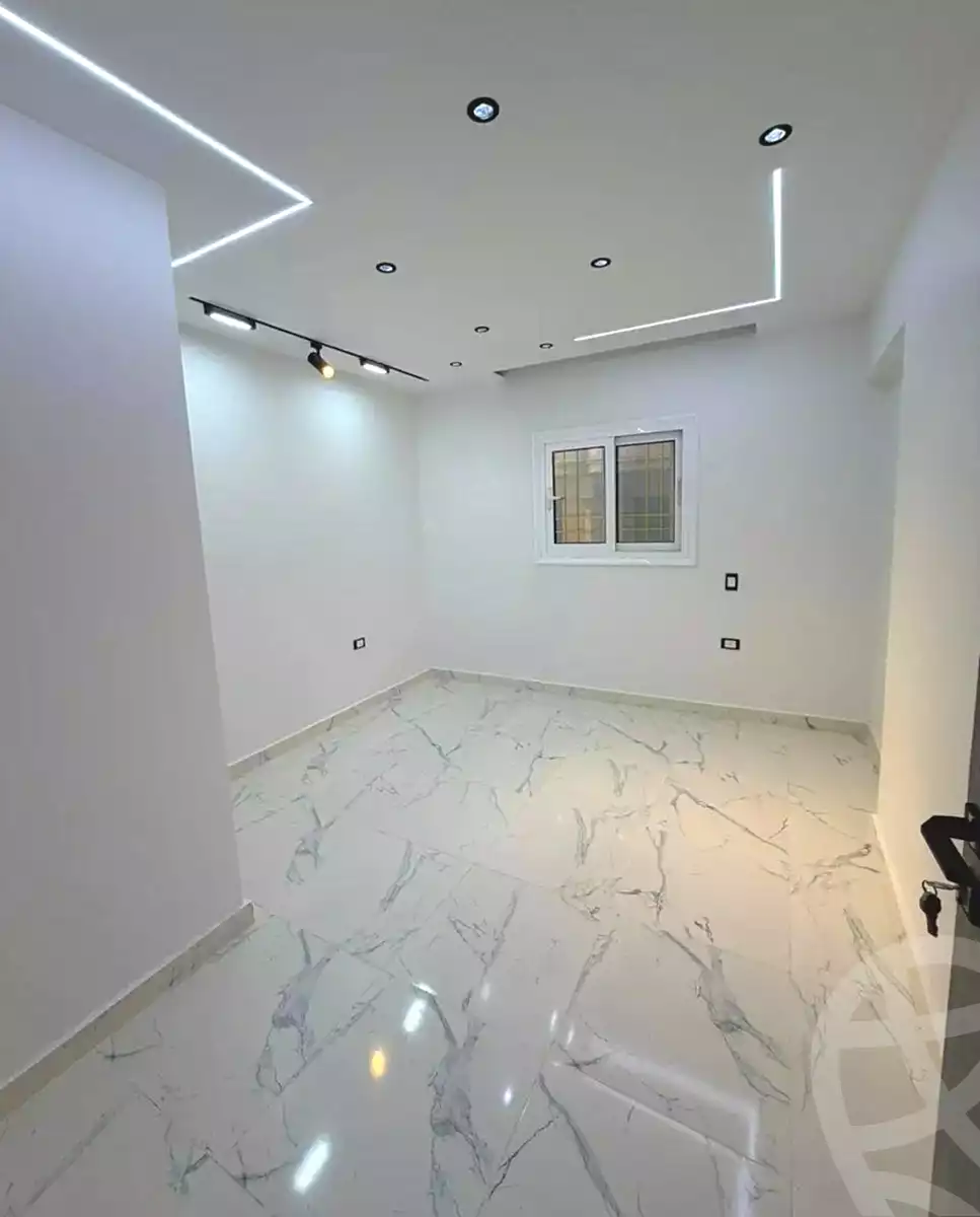 https://aqarmap.com.eg/ar/listing/6879479-for-sale-alexandria-al-agamy-lbytsh-shahr-al-assal-st