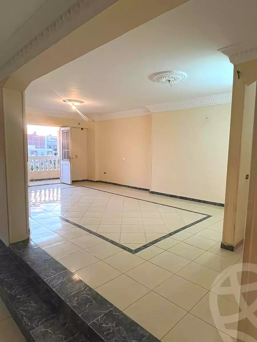 https://aqarmap.com.eg/ar/listing/6879806-for-rent-cairo-6th-of-october-el-ahyaa-neighborhood-3rd-al-hay-al-thalith-st
