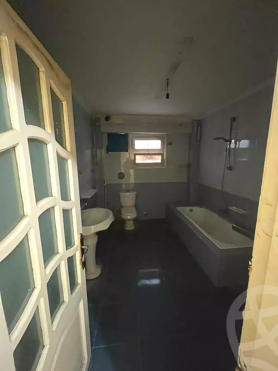 https://aqarmap.com.eg/ar/listing/6879806-for-rent-cairo-6th-of-october-el-ahyaa-neighborhood-3rd-al-hay-al-thalith-st