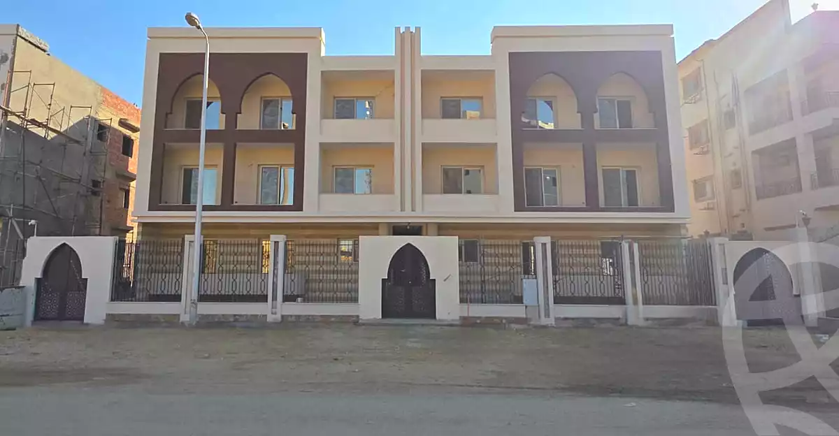 https://aqarmap.com.eg/ar/listing/6420865-for-sale-cairo-new-cairo-first-settlement-neighbourhood-7-om-kalthoum-st