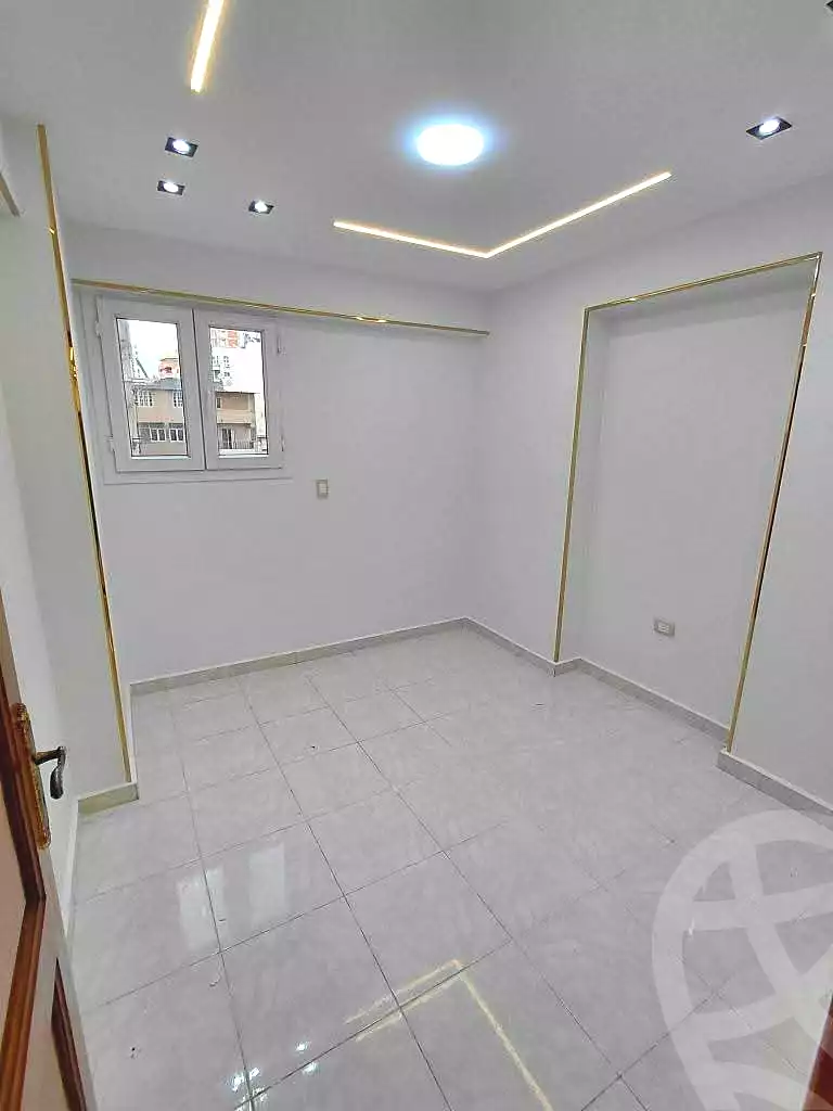 https://aqarmap.com.eg/ar/listing/6880306-for-sale-alexandria-sydy-bshr-sydy-bshr-bhry-khalil-hamada-st