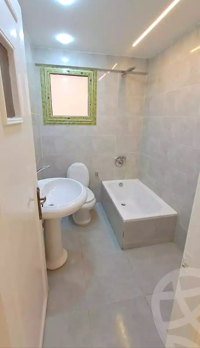 https://aqarmap.com.eg/ar/listing/6880739-for-sale-alexandria-al-agamy-shataa-el-nakheel