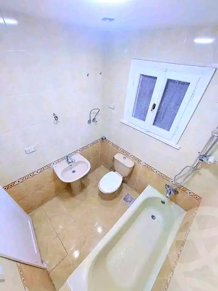 https://aqarmap.com.eg/en/listing/6880945-for-sale-alexandria-sydy-bshr-sydy-bshr-bhry-shr-khld-bn-lwlyd