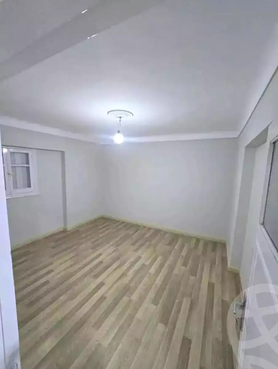 https://aqarmap.com.eg/ar/listing/6881147-for-sale-alexandria-ganaklis-el-arwam-church-st