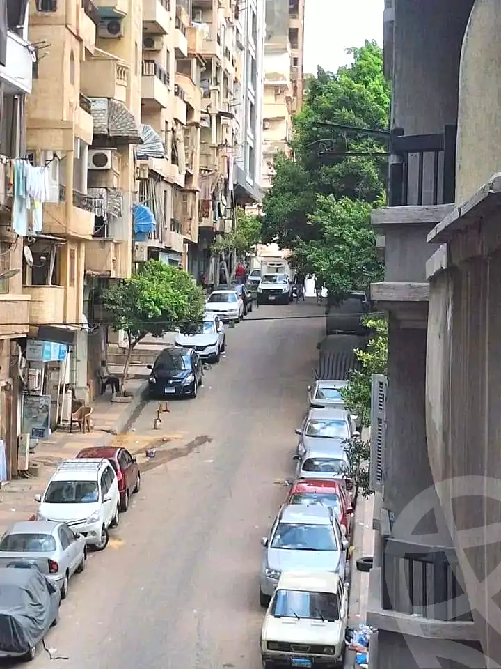 https://aqarmap.com.eg/ar/listing/6881186-for-sale-alexandria-sydy-bshr-sydy-bshr-bhry-street-16