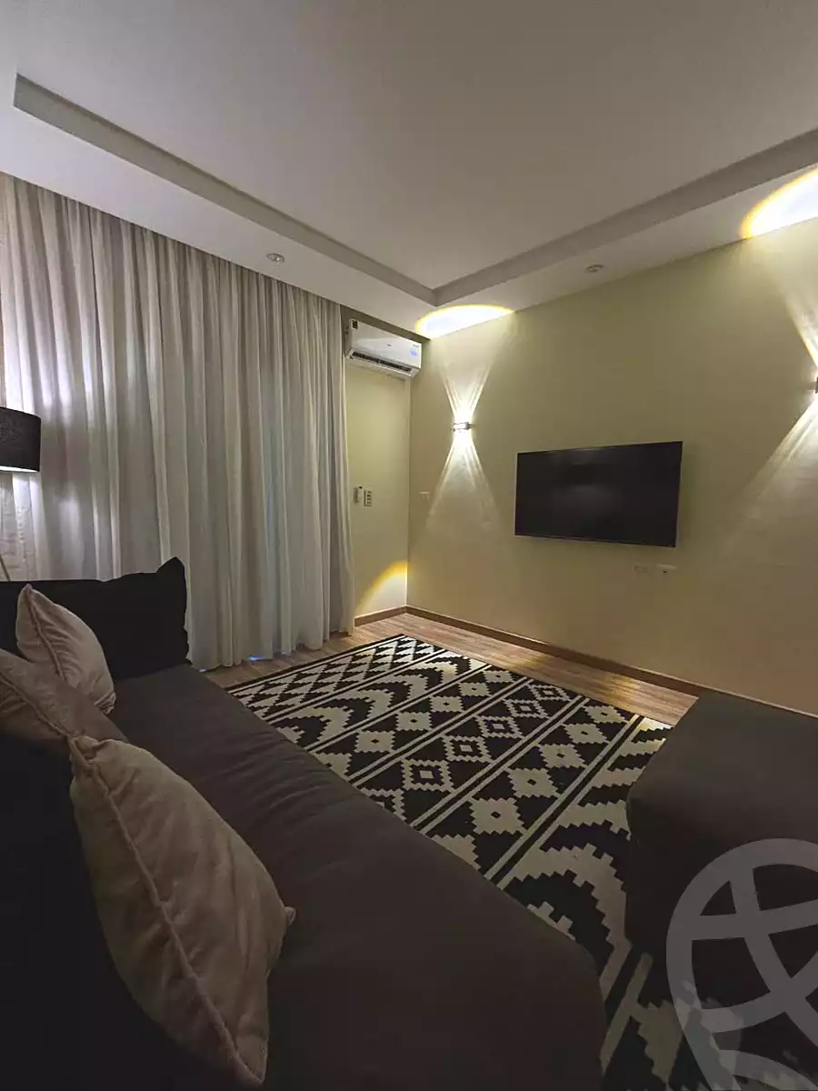 https://aqarmap.com.eg/ar/listing/6882047-for-rent-cairo-el-sheikh-zayed-city-compounds-dh-drys