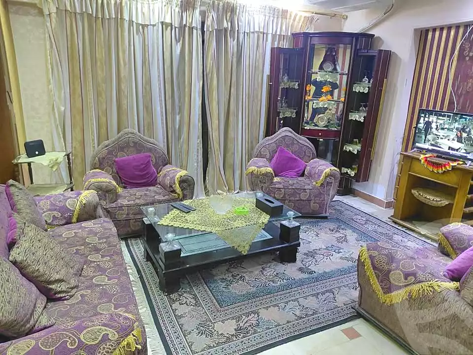 https://aqarmap.com.eg/ar/listing/6882664-for-sale-alexandria-miami-khld-bn-lwlyd