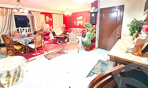 https://aqarmap.com.eg/ar/listing/6882786-for-sale-alexandria-sydy-bshr-sydy-bshr-bhry-gamal-abd-el-nasir-st