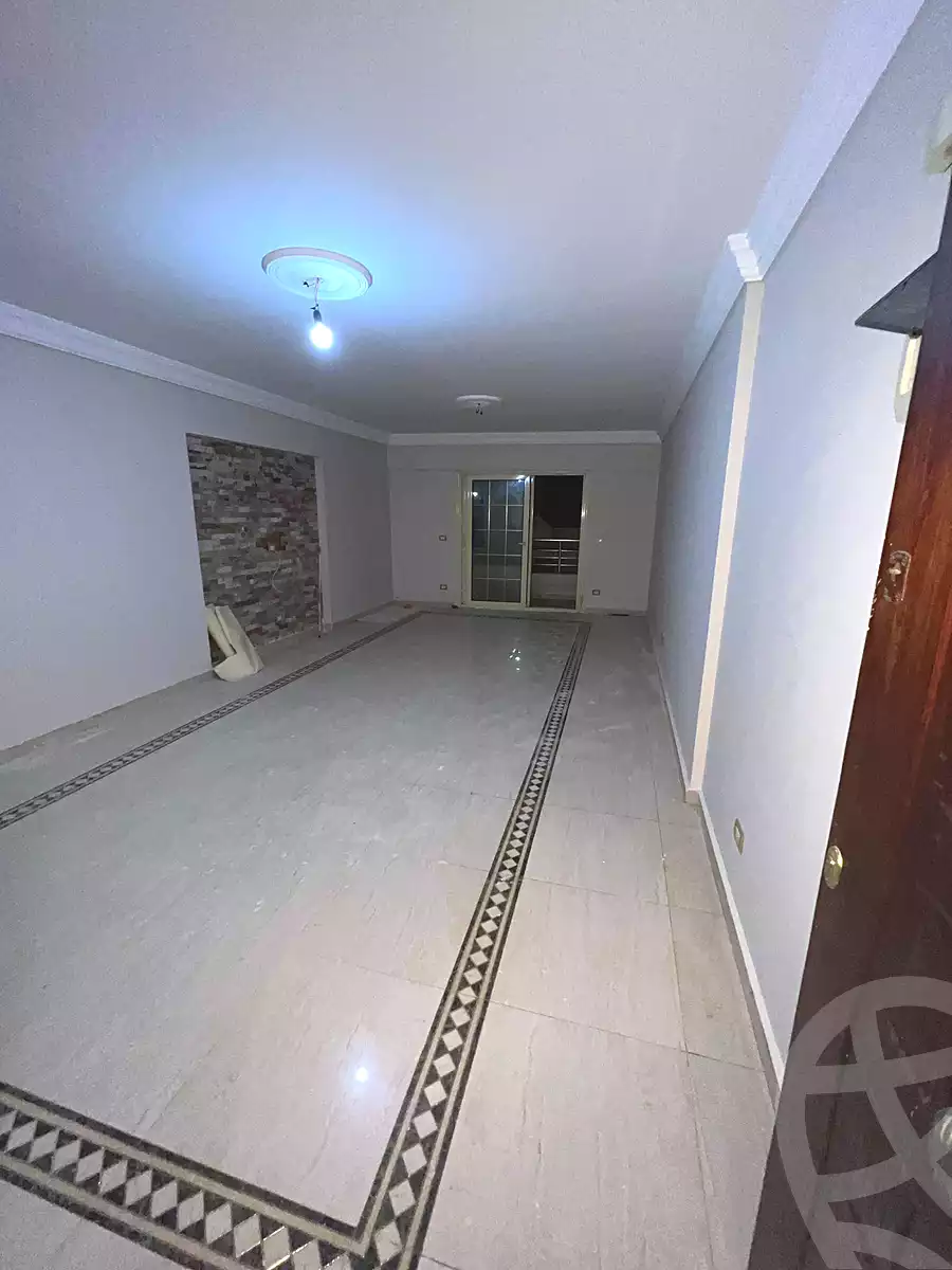 https://aqarmap.com.eg/ar/listing/6882875-for-sale-alexandria-glim-diab-st