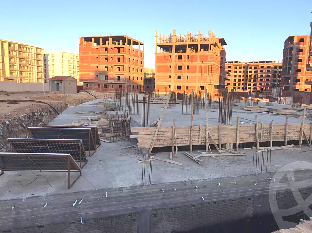 https://aqarmap.com.eg/ar/listing/6883544-for-sale-cairo-el-sheikh-zayed-city-bait-el-watan-phase-7-el-takmelya