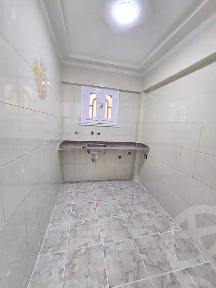 https://aqarmap.com.eg/ar/listing/6883951-for-sale-alexandria-al-agamy-shataa-el-nakheel