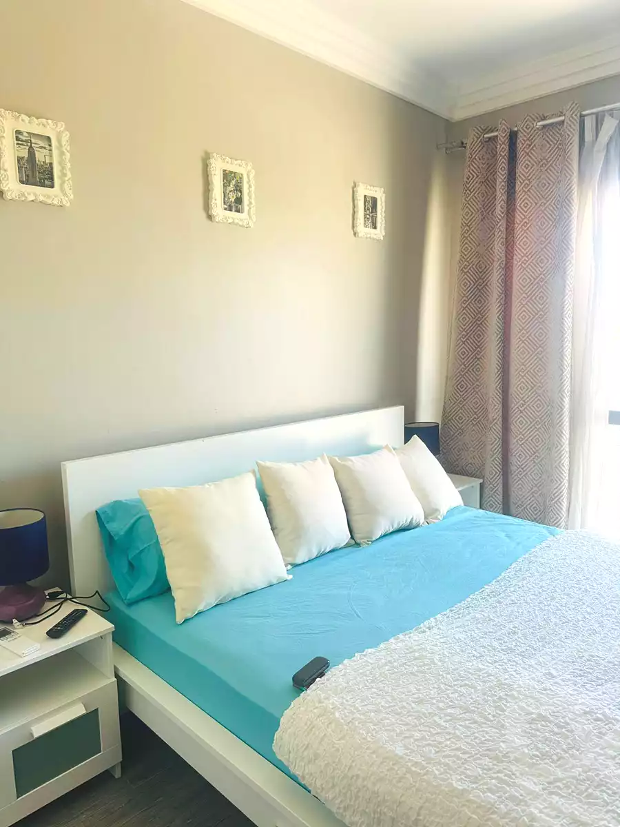 https://aqarmap.com.eg/ar/listing/6884191-for-rent-cairo-el-sheikh-zayed-city-compounds-the-courtyard-mall-dorra