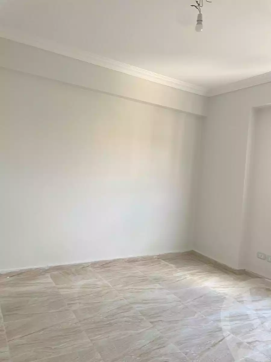 https://aqarmap.com.eg/ar/listing/6884372-for-rent-cairo-6th-of-october-el-ahyaa-neighborhood-11th