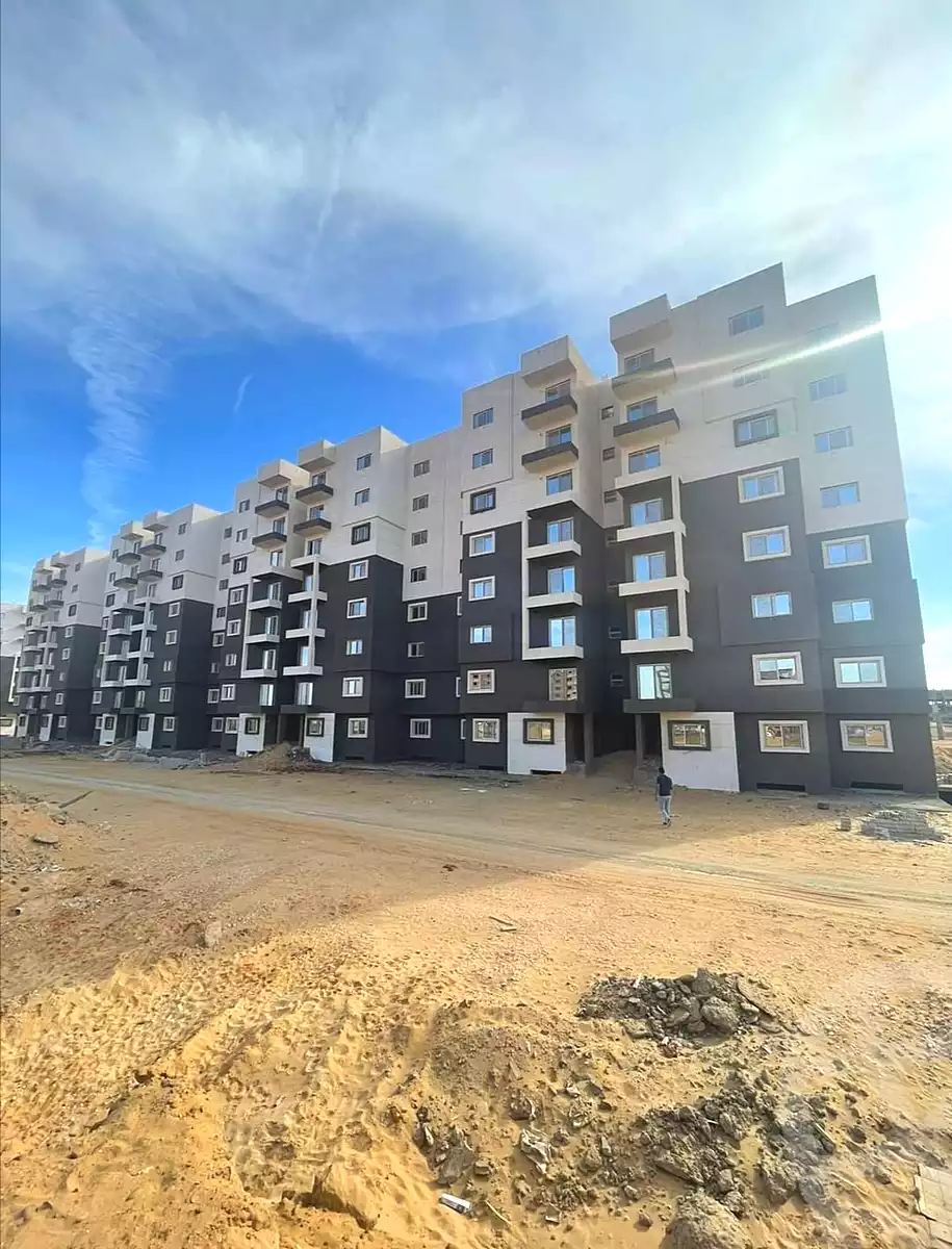https://aqarmap.com.eg/ar/listing/6884422-for-sale-cairo-new-administrative-capital-r7-kmbwnd-stw