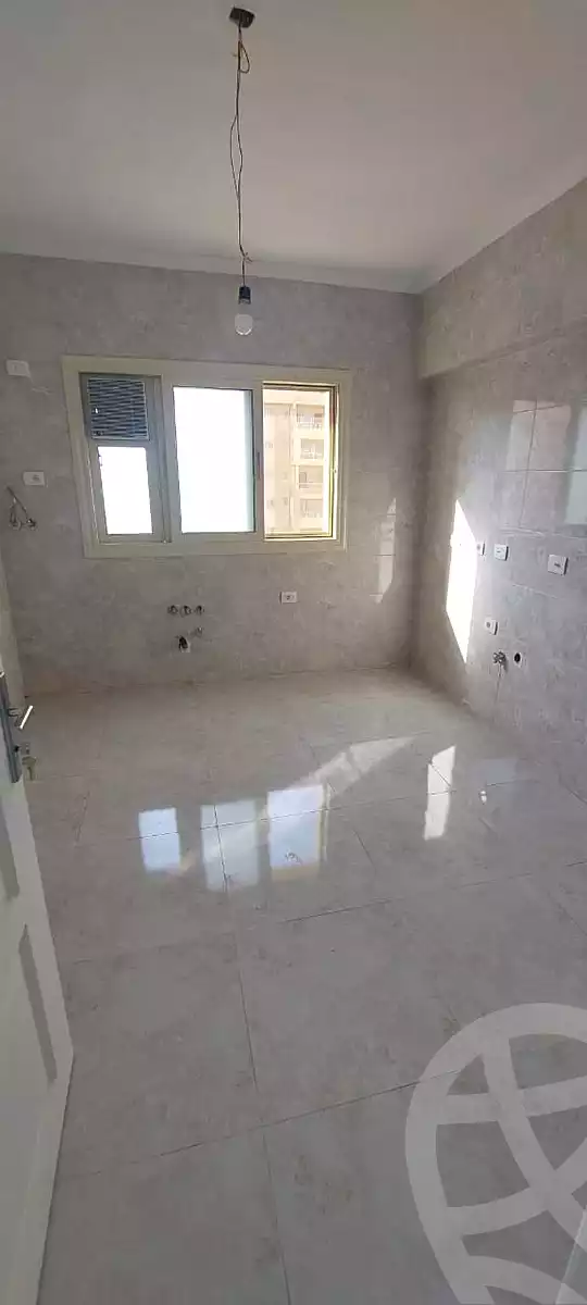 https://aqarmap.com.eg/ar/listing/6884714-for-rent-cairo-6th-of-october-compounds-garden-hills