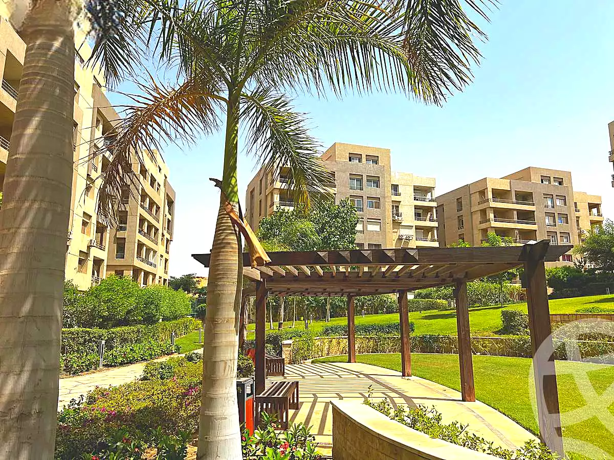 https://aqarmap.com.eg/ar/listing/6881991-for-sale-cairo-new-administrative-capital-r8-sage-lakes-residence-squares
