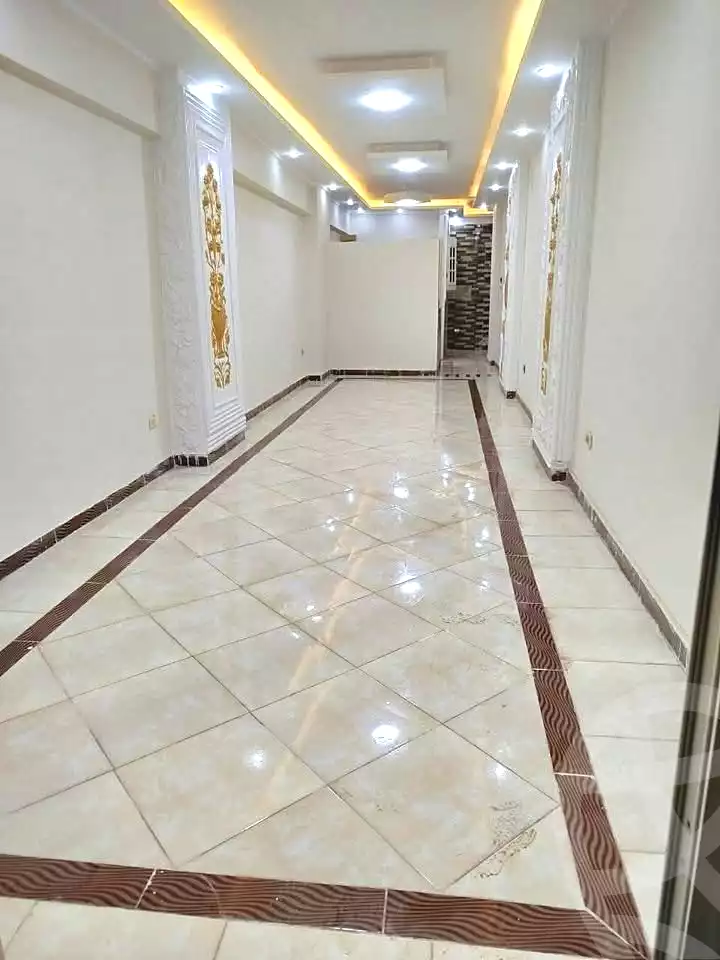 https://aqarmap.com.eg/ar/listing/6885497-for-rent-alexandria-al-agamy-bw-ywsf