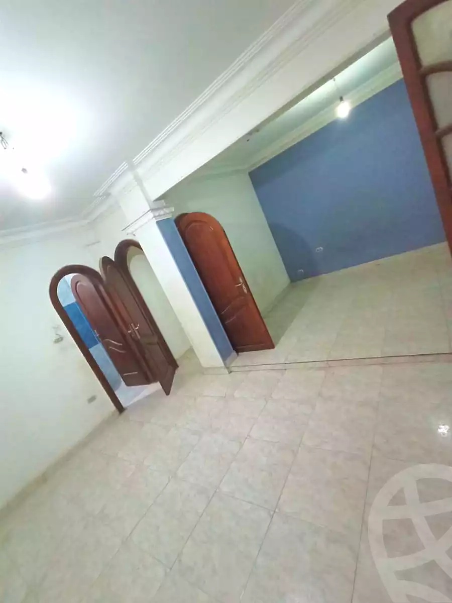https://aqarmap.com.eg/en/listing/6885995-for-sale-cairo-helwan-helwan-el-sharkeya-thabit-basha-st