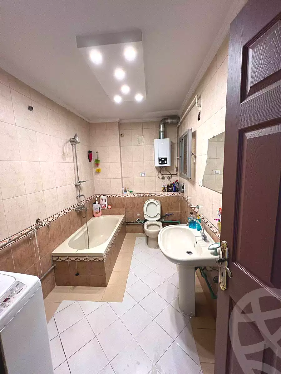 https://aqarmap.com.eg/en/listing/6886430-for-sale-cairo-helwan-sherif-st