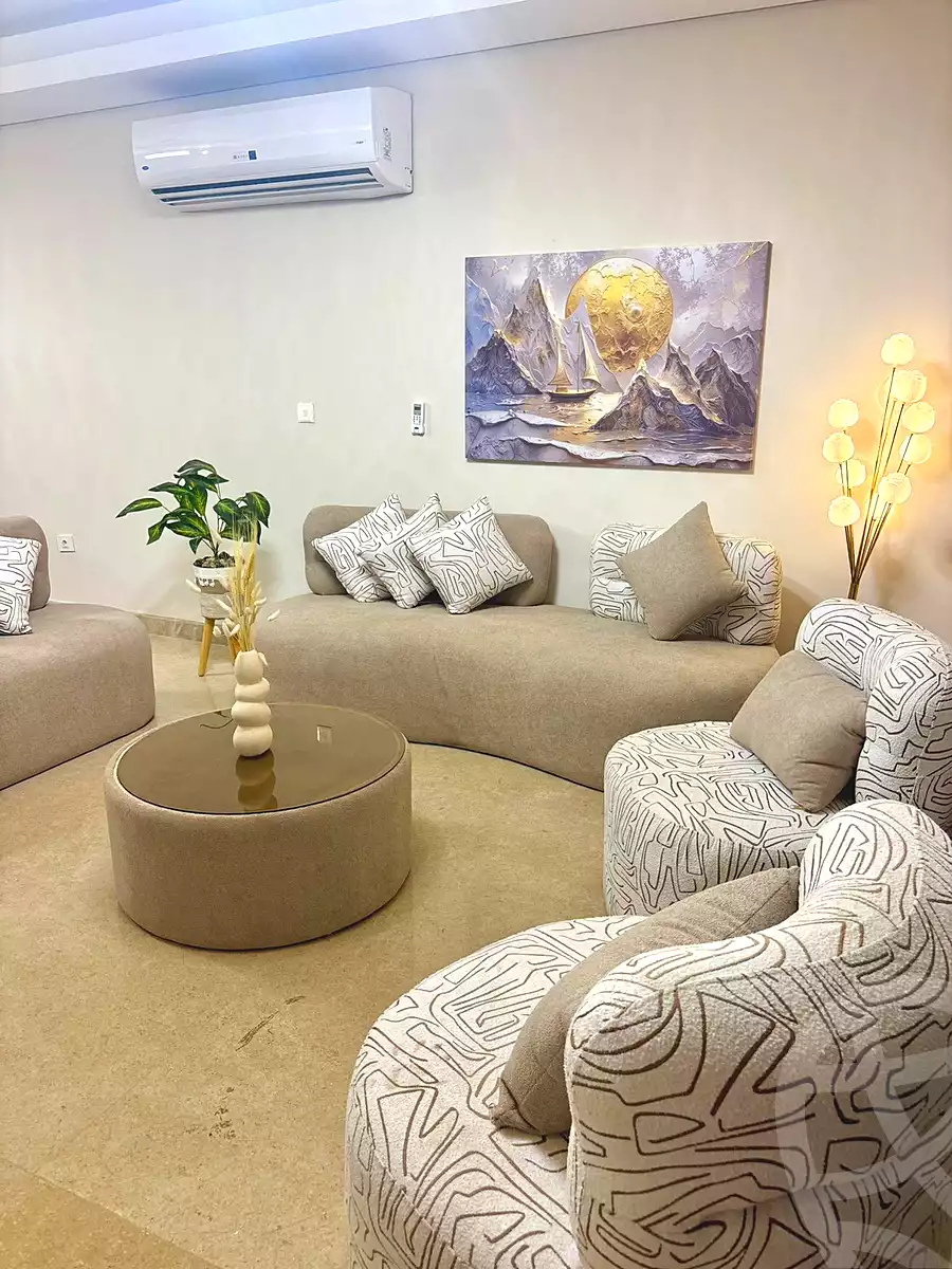 https://aqarmap.com.eg/ar/listing/6886626-for-rent-cairo-el-sheikh-zayed-city-compounds-zyd-wr-llttwyr