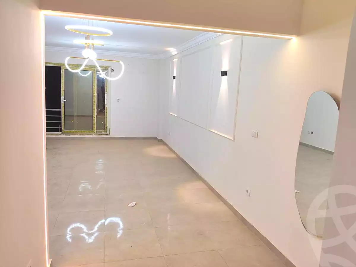 https://aqarmap.com.eg/en/listing/6886697-for-rent-cairo-el-sheikh-zayed-city-compounds-jn-zyd