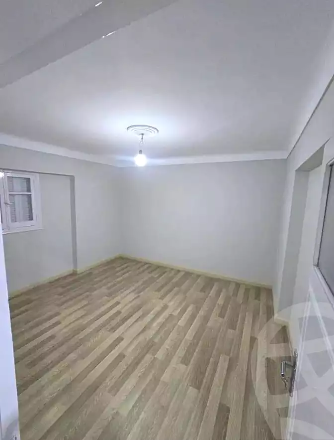 https://aqarmap.com.eg/en/listing/6887117-for-sale-alexandria-ganaklis