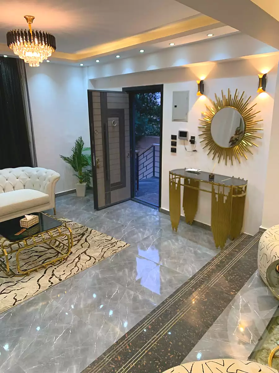 https://aqarmap.com.eg/ar/listing/6887367-for-sale-cairo-el-sheikh-zayed-city-el-hay-elthamen-area-1