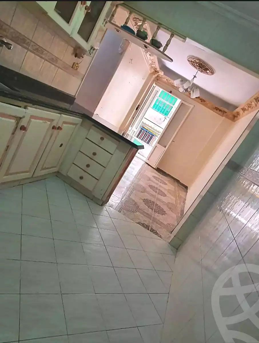 https://aqarmap.com.eg/ar/listing/6887788-for-sale-alexandria-moharram-bey-tryq-qn-lswys