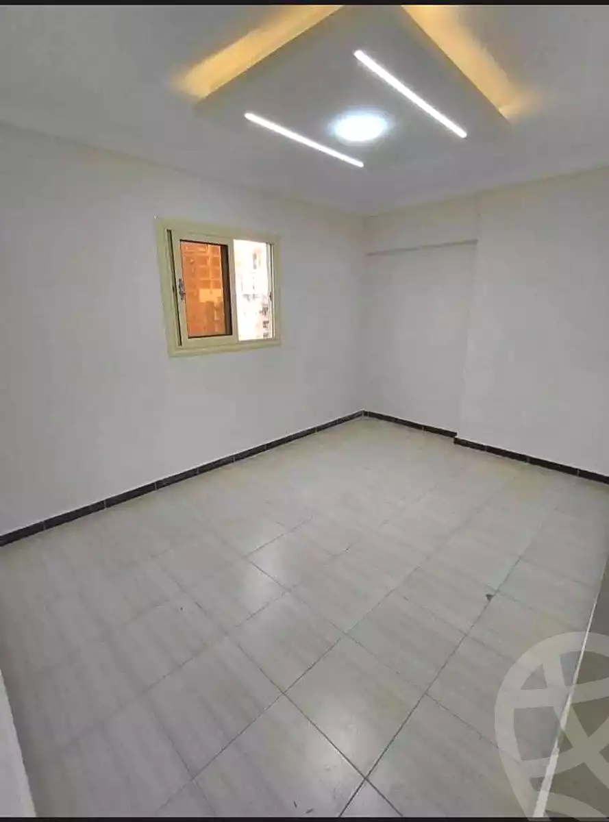 https://aqarmap.com.eg/en/listing/6888072-for-sale-alexandria-sydy-bshr-sydy-bshr-bhry-shr-khld-bn-lwlyd