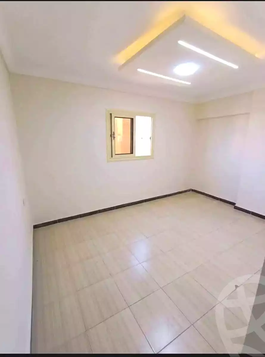https://aqarmap.com.eg/en/listing/6888072-for-sale-alexandria-sydy-bshr-sydy-bshr-bhry-shr-khld-bn-lwlyd