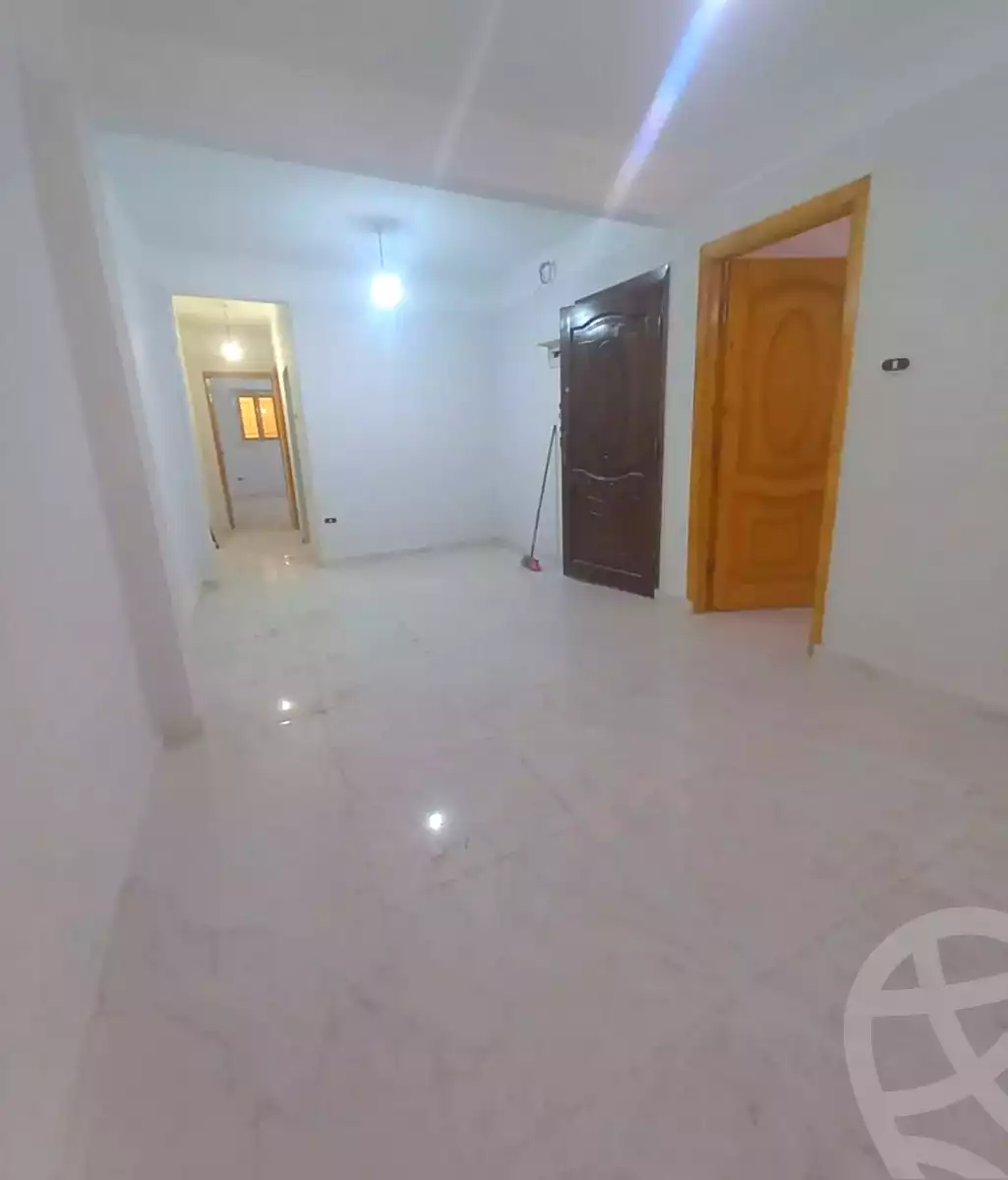 https://aqarmap.com.eg/ar/listing/6888330-for-sale-alexandria-moharram-bey