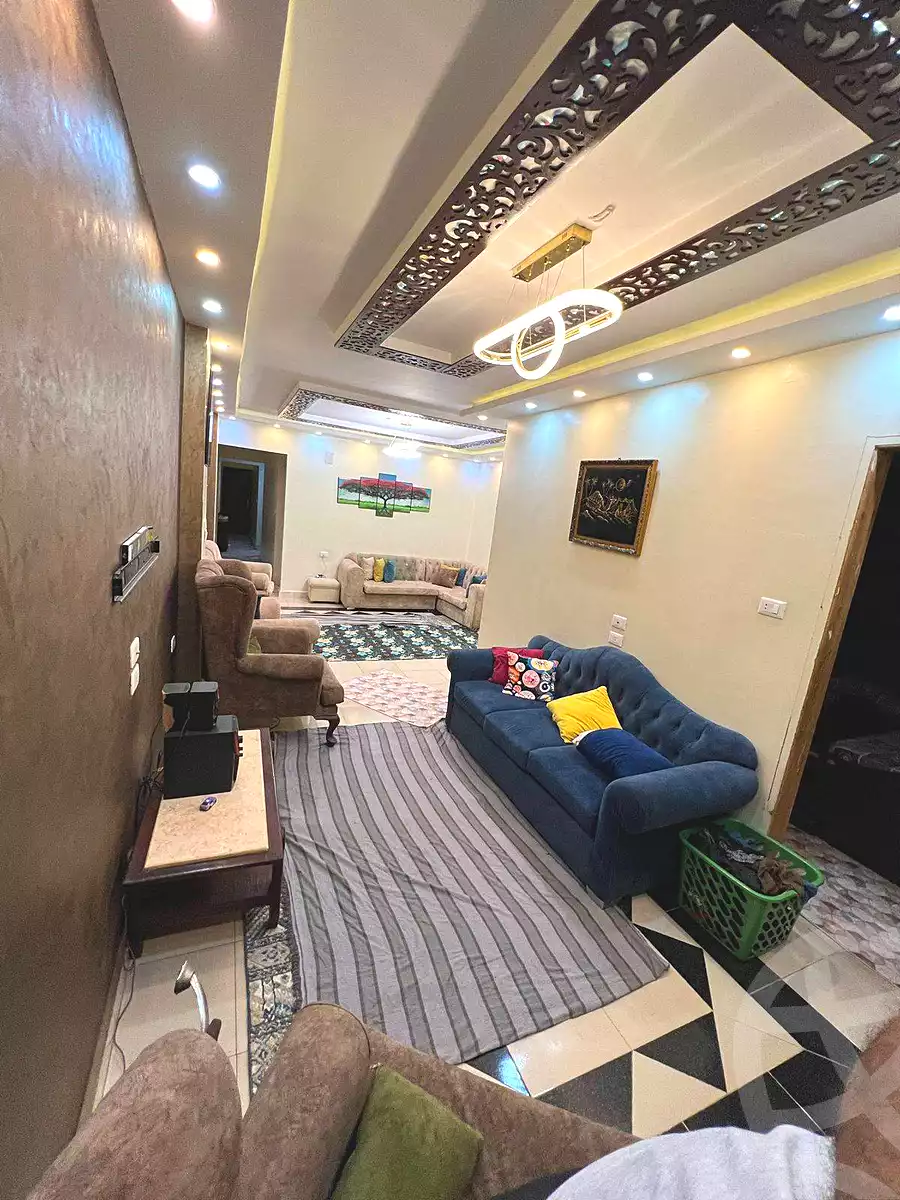 https://aqarmap.com.eg/ar/listing/6888391-for-sale-cairo-helwan-sherif-st