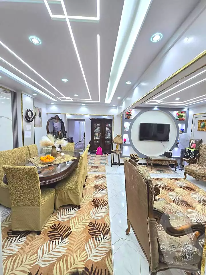 https://aqarmap.com.eg/ar/listing/6888488-for-sale-alexandria-sydy-bshr-sydy-bshr-bhry-shr-mhmwd-l-yswy
