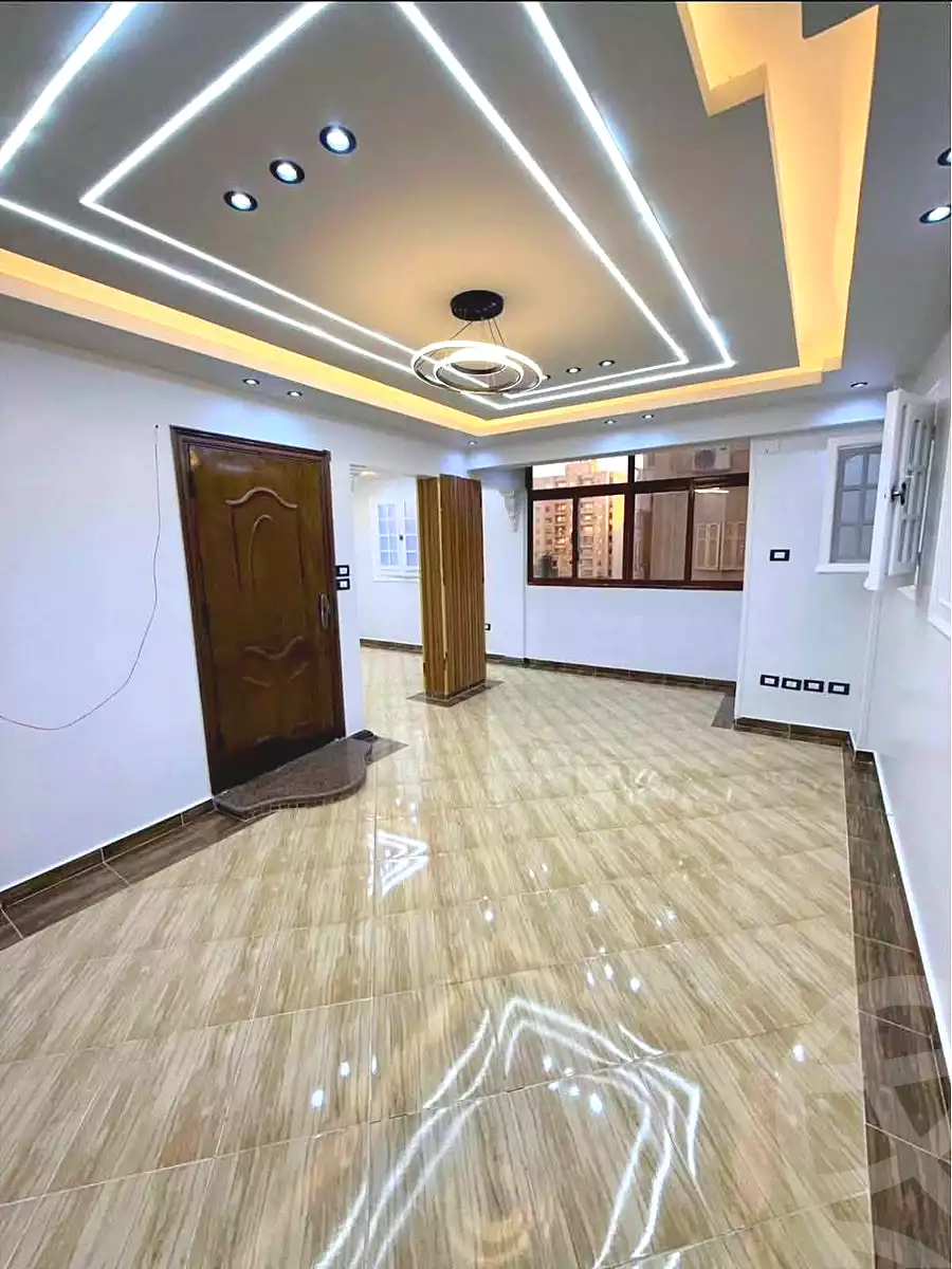 https://aqarmap.com.eg/ar/listing/6888607-for-sale-alexandria-el-asafra-l-sfr-bhry