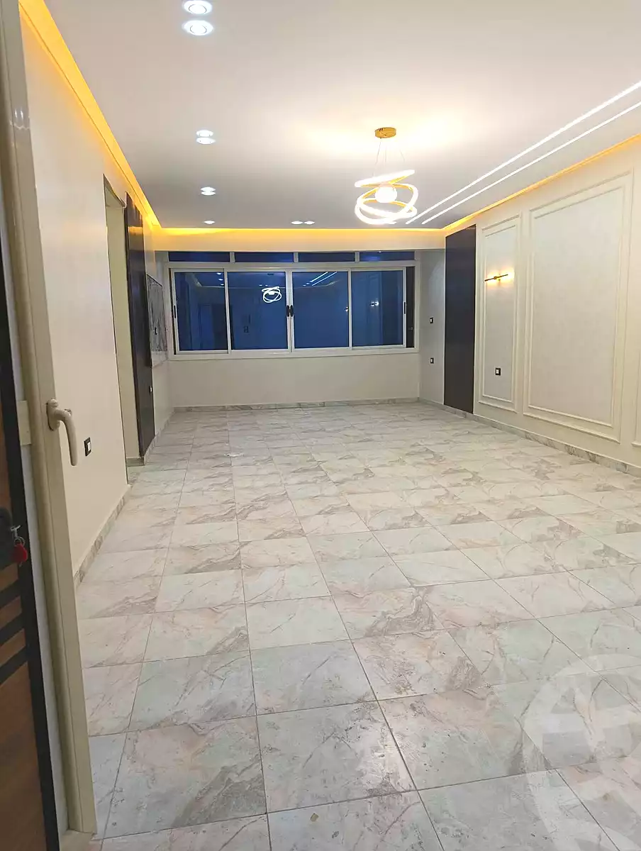 https://aqarmap.com.eg/ar/listing/6888637-for-sale-cairo-nozha-2-el-khamseen-st