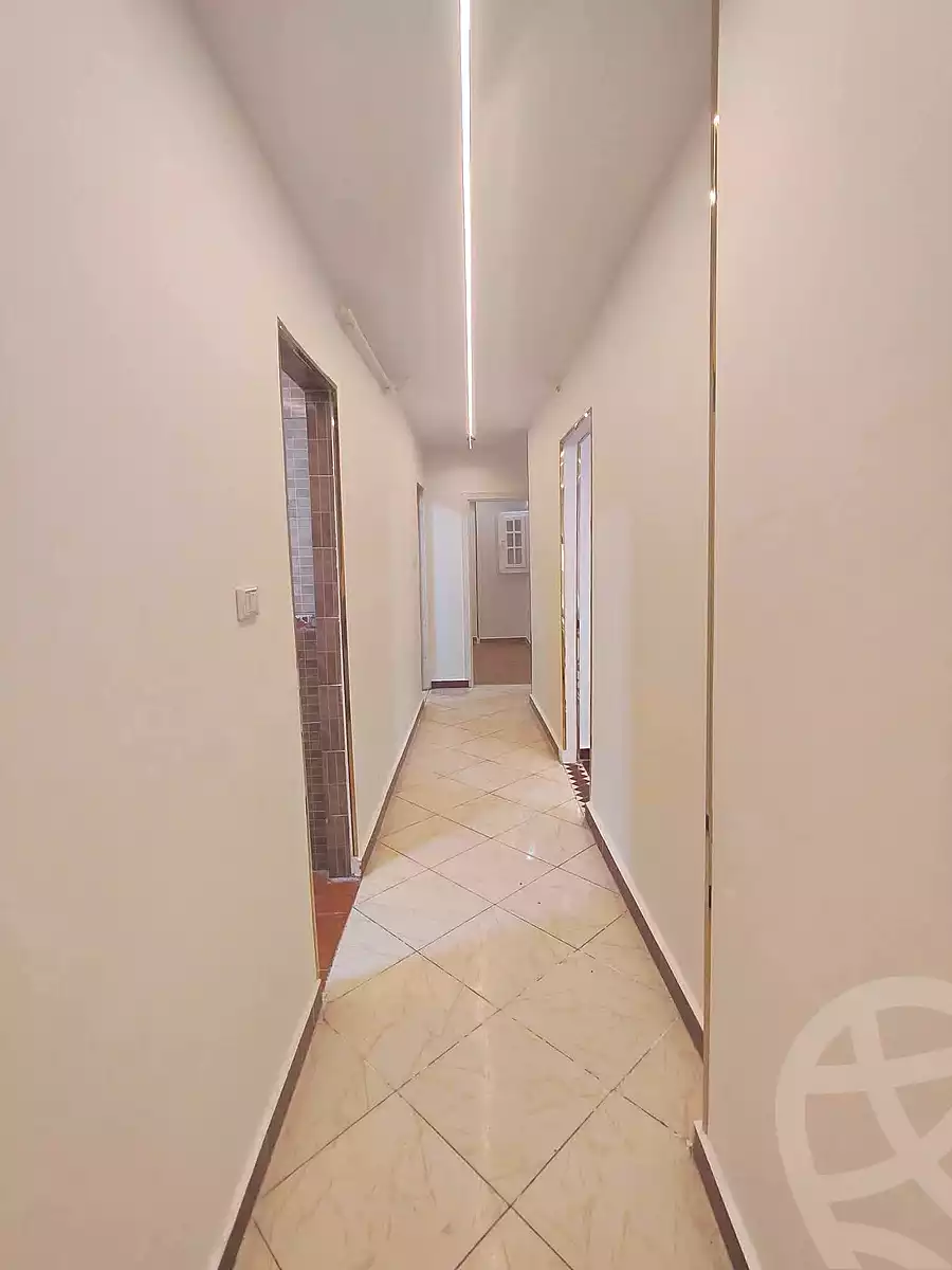 https://aqarmap.com.eg/ar/listing/6888737-for-sale-alexandria-sydy-bshr-sydy-bshr-bhry-shr-mhmwd-l-yswy