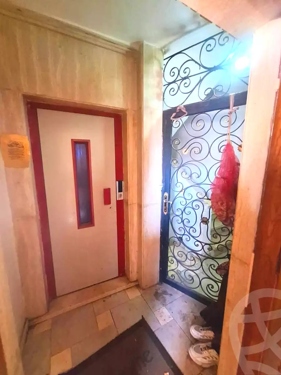 https://aqarmap.com.eg/ar/listing/6888746-for-sale-alexandria-alhadara-abou-el-ola-st