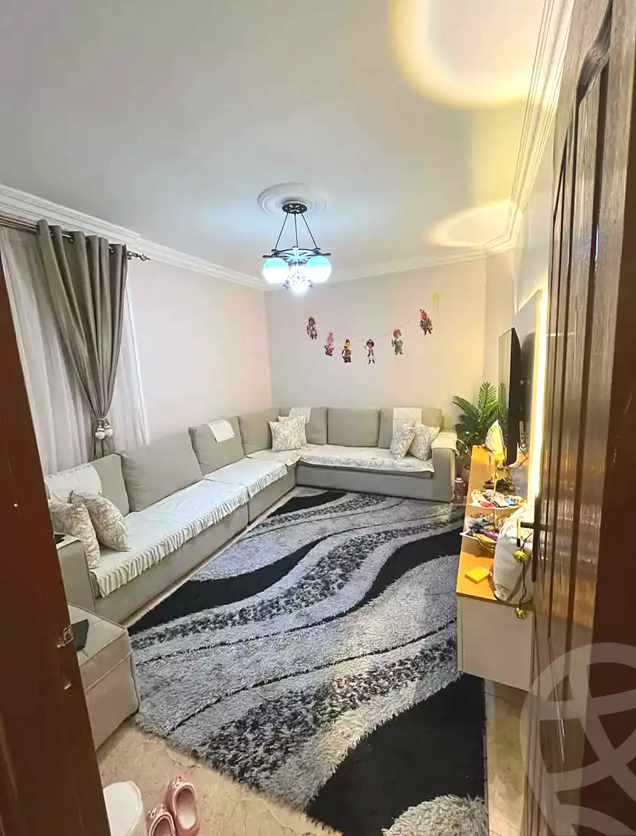 https://aqarmap.com.eg/en/listing/6888771-for-sale-alexandria-sydy-bshr-sydy-bshr-qbly-street-24