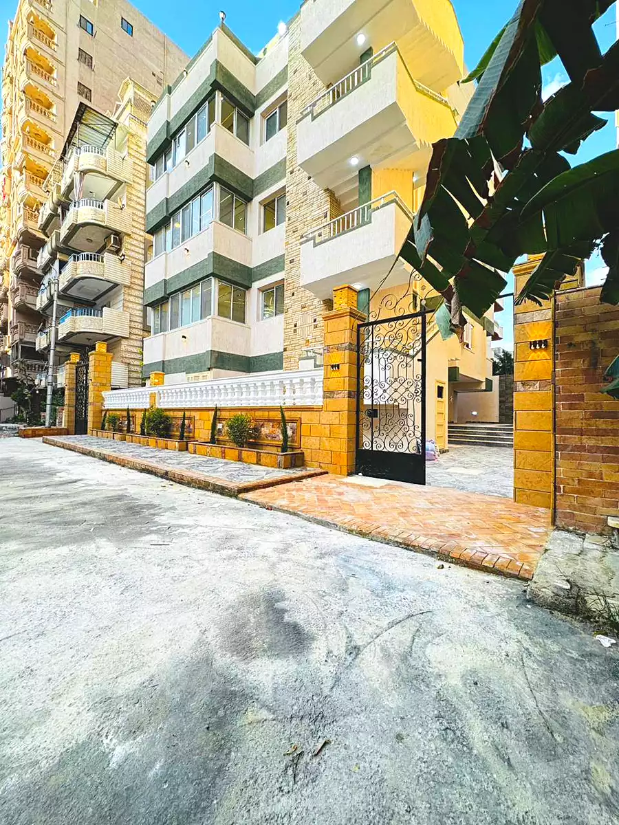 https://aqarmap.com.eg/en/listing/6889483-for-sale-alexandria-al-agamy-shataa-el-nakheel