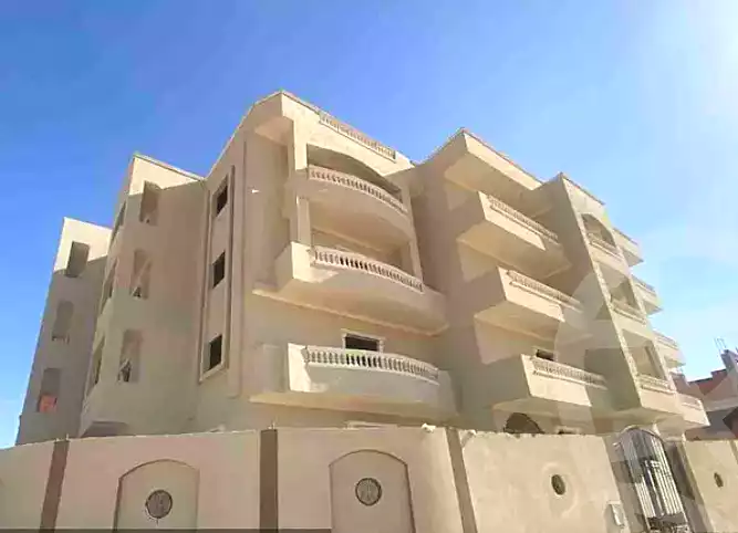https://aqarmap.com.eg/ar/listing/6889613-for-sale-sharqia-10th-of-ramadan-al-hay-al-sades-wa-eshroon